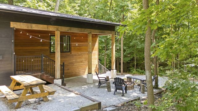 14823 N Main Street, Buchanan, MI 49107