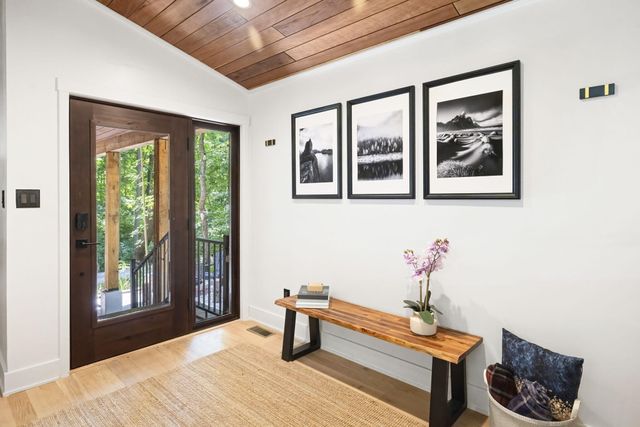 14823 N Main Street, Buchanan, MI 49107