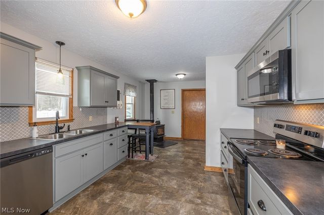 1491 Whittlesey Avenue, Atwater, OH 44201