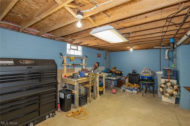 1491 Whittlesey Avenue, Atwater, OH 44201