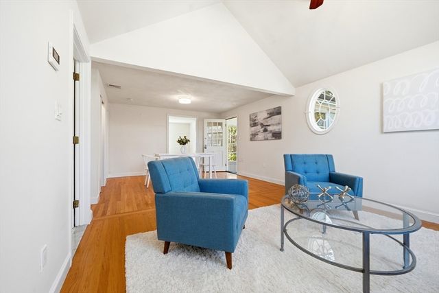 1 Valley Rd, Lexington, MA 02421