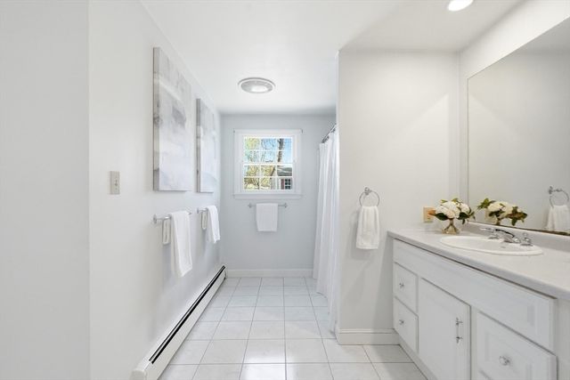 1 Valley Rd, Lexington, MA 02421