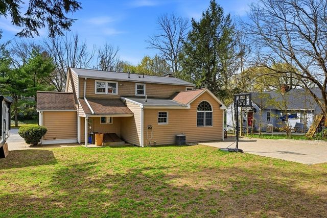 1 Valley Rd, Lexington, MA 02421