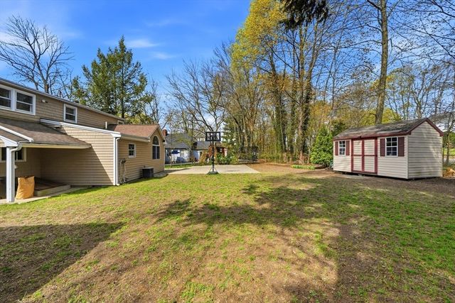 1 Valley Rd, Lexington, MA 02421