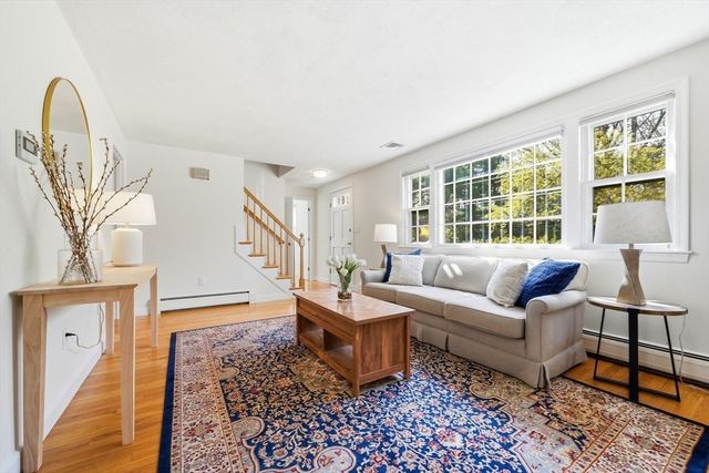 1 Valley Rd, Lexington, MA 02421