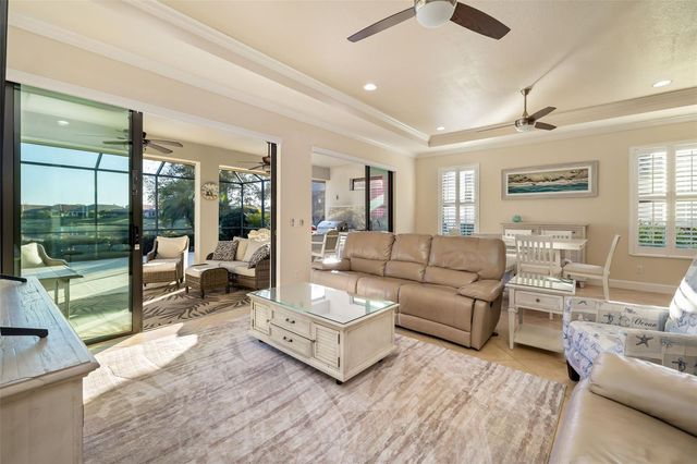 12729 DEL CORSO LOOP, Bradenton, FL 34211