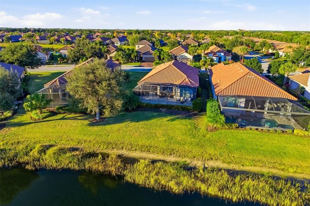 12729 DEL CORSO LOOP, Bradenton, FL 34211