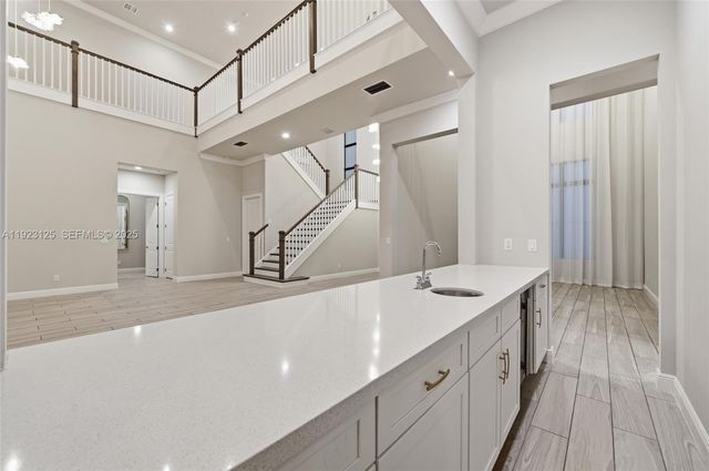 17130 Magnolia Estates Dr, Southwest Ranches, FL 33331