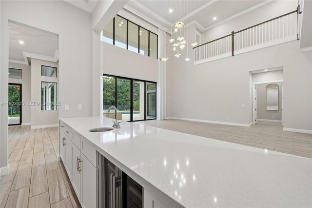 17130 Magnolia Estates Dr, Southwest Ranches, FL 33331