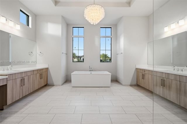 17130 Magnolia Estates Dr, Southwest Ranches, FL 33331