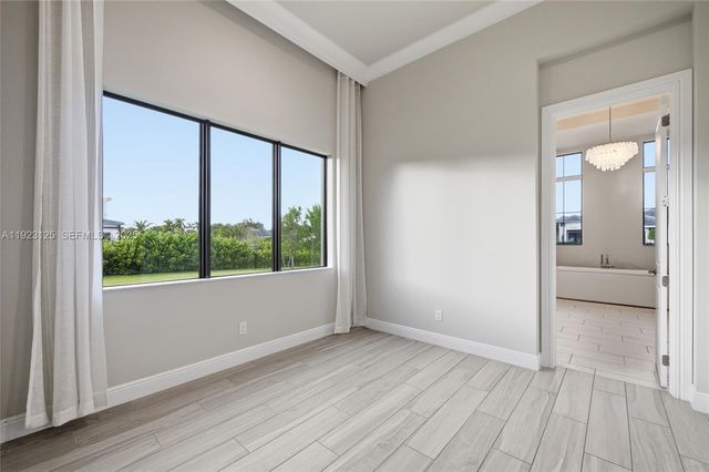 17130 Magnolia Estates Dr, Southwest Ranches, FL 33331