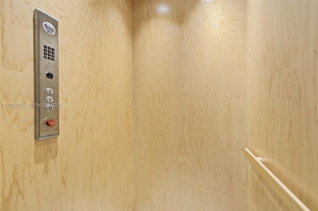 17130 Magnolia Estates Dr, Southwest Ranches, FL 33331