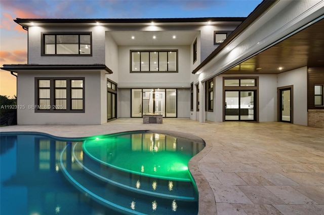 17130 Magnolia Estates Dr, Southwest Ranches, FL 33331