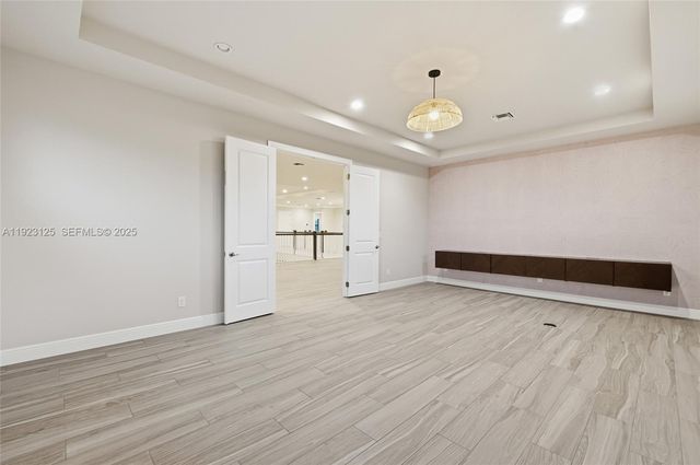 17130 Magnolia Estates Dr, Southwest Ranches, FL 33331