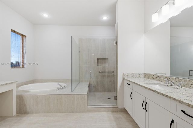 17130 Magnolia Estates Dr, Southwest Ranches, FL 33331