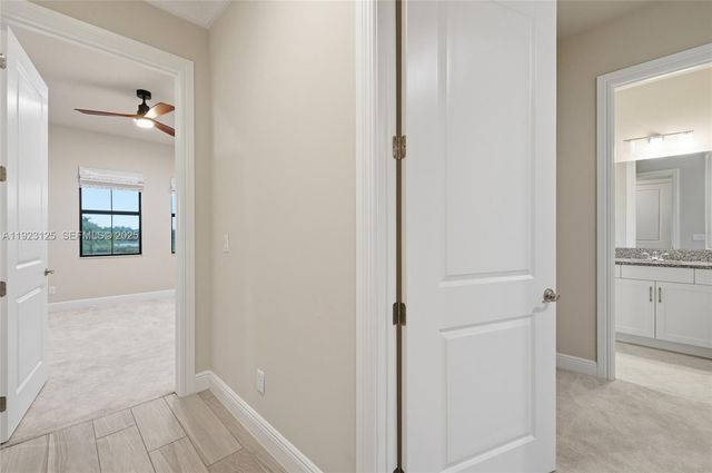 17130 Magnolia Estates Dr, Southwest Ranches, FL 33331