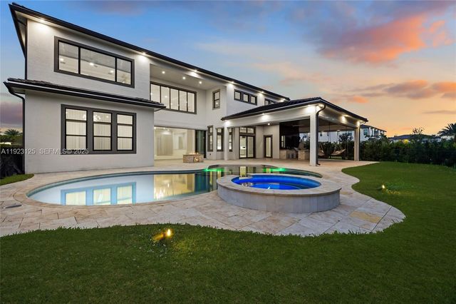 17130 Magnolia Estates Dr, Southwest Ranches, FL 33331