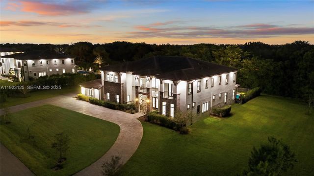 17130 Magnolia Estates Dr, Southwest Ranches, FL 33331