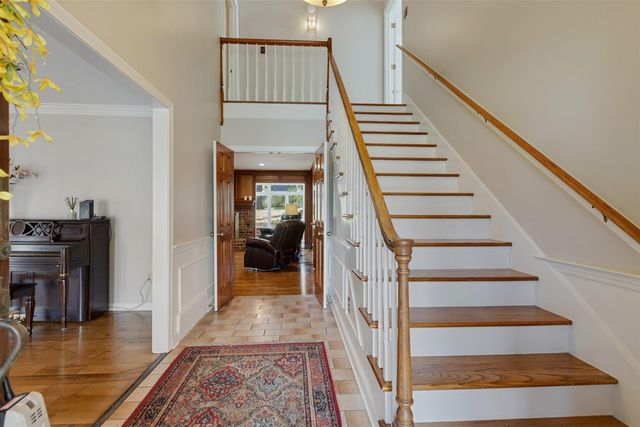 5701 VANTAGE PT, Memphis, TN 38120