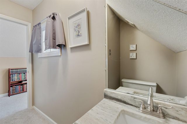 5701 VANTAGE PT, Memphis, TN 38120