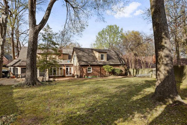 5701 VANTAGE PT, Memphis, TN 38120