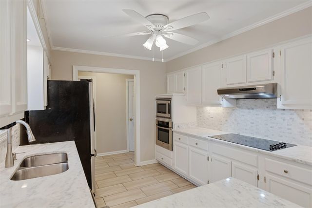 5701 VANTAGE PT, Memphis, TN 38120