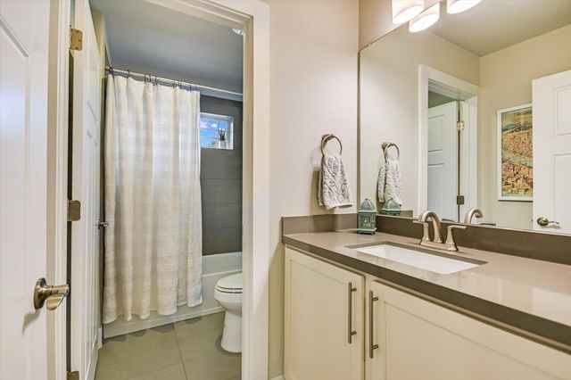 10900 Rock Island DR 49, Austin, TX 78717