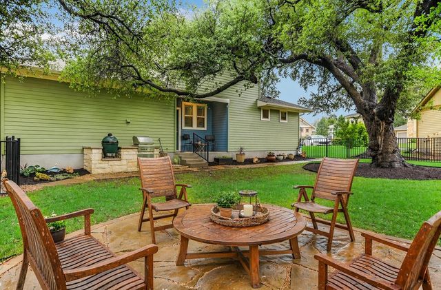 10900 Rock Island DR 49, Austin, TX 78717