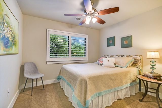 10900 Rock Island DR 49, Austin, TX 78717