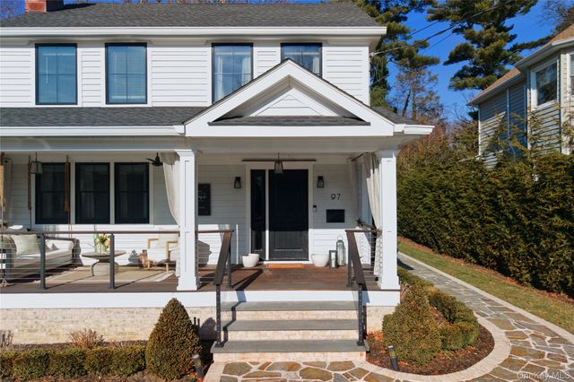 97 Bar Beach Road, Port Washington, NY 11050