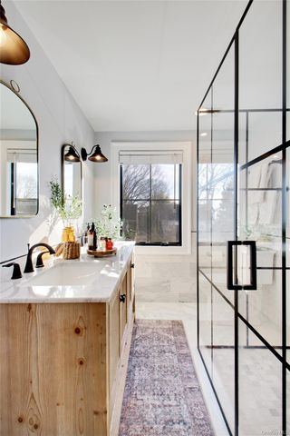 97 Bar Beach Road, Port Washington, NY 11050