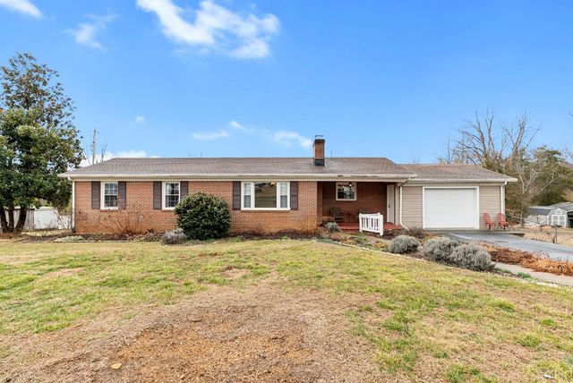 3189 Wildway Road, Appomattox, VA 24522