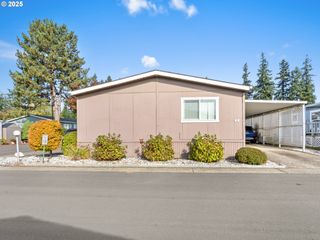 18485 Sw PACIFIC Dr 64, Tualatin, OR 97062