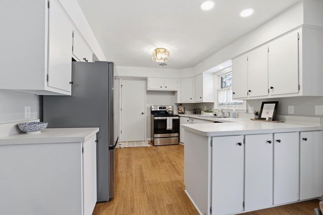 4201 JANICK CIRCLE, Stevens Point, WI 54481