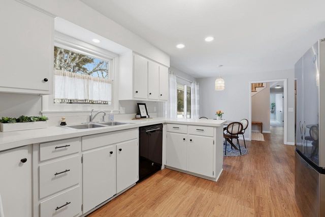 4201 JANICK CIRCLE, Stevens Point, WI 54481