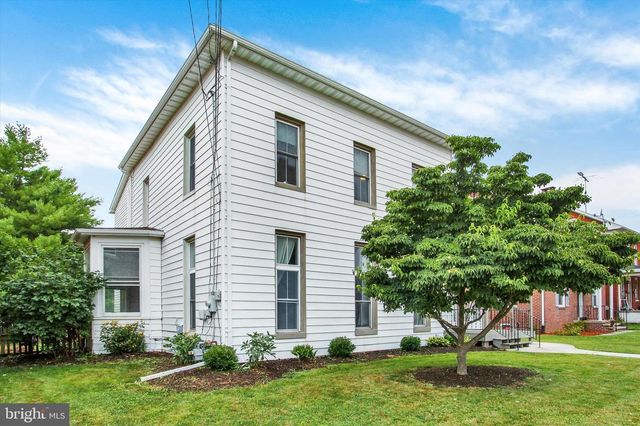 232 N FRANKLIN ST, Hanover, PA 17331
