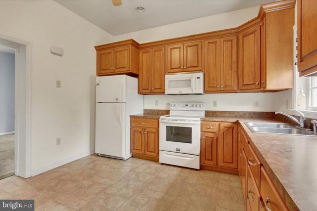 232 N FRANKLIN ST, Hanover, PA 17331