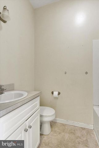 232 N FRANKLIN ST, Hanover, PA 17331