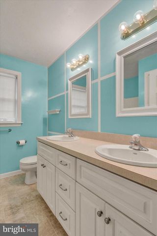 232 N FRANKLIN ST, Hanover, PA 17331