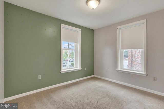 232 N FRANKLIN ST, Hanover, PA 17331