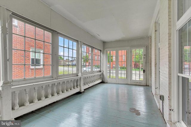 232 N FRANKLIN ST, Hanover, PA 17331