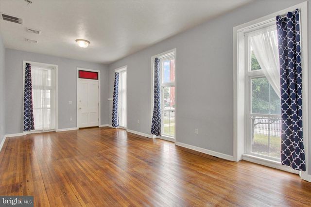232 N FRANKLIN ST, Hanover, PA 17331