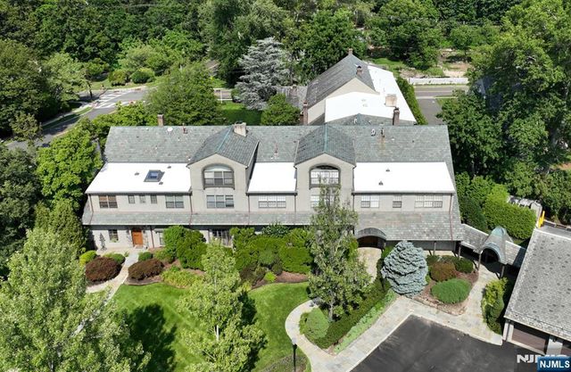 140 Bellair Road Q, Ridgewood, NJ 07450
