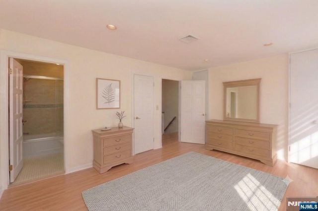 140 Bellair Road Q, Ridgewood, NJ 07450