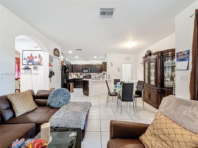 24322 SW 117th Path, Homestead, FL 33032