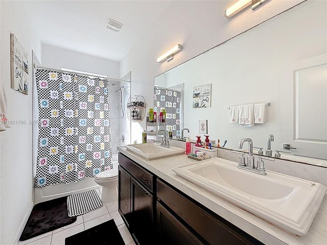 24322 SW 117th Path, Homestead, FL 33032