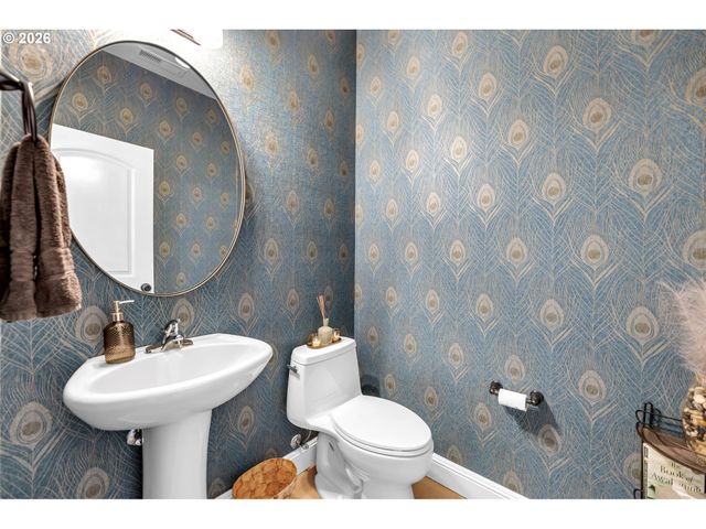 845 Nw SACAJAWEA St, Camas, WA 98607