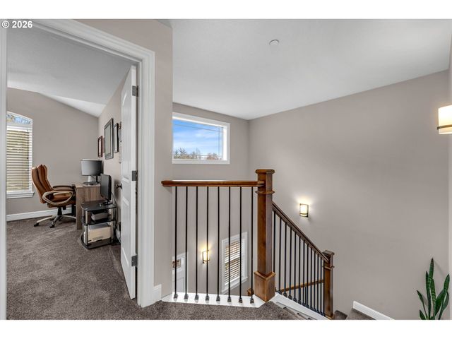 845 Nw SACAJAWEA St, Camas, WA 98607