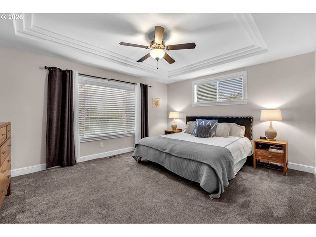 845 Nw SACAJAWEA St, Camas, WA 98607