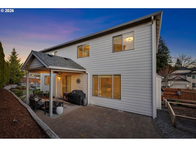 845 Nw SACAJAWEA St, Camas, WA 98607